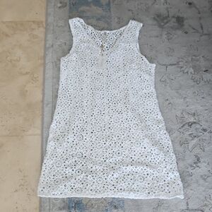 Helen Jon White Lace Sleeveless Coverup.